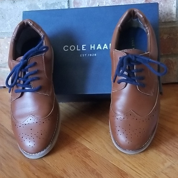 cole haan boys shoes